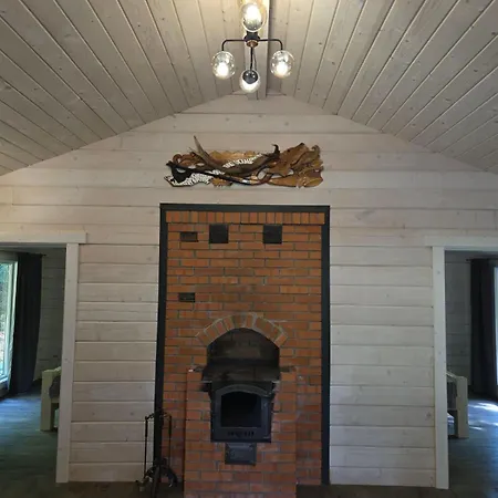 чорногірський двір