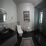 Nyaraló чорногірський двір *