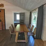 чорногірський двір * Dzembronya